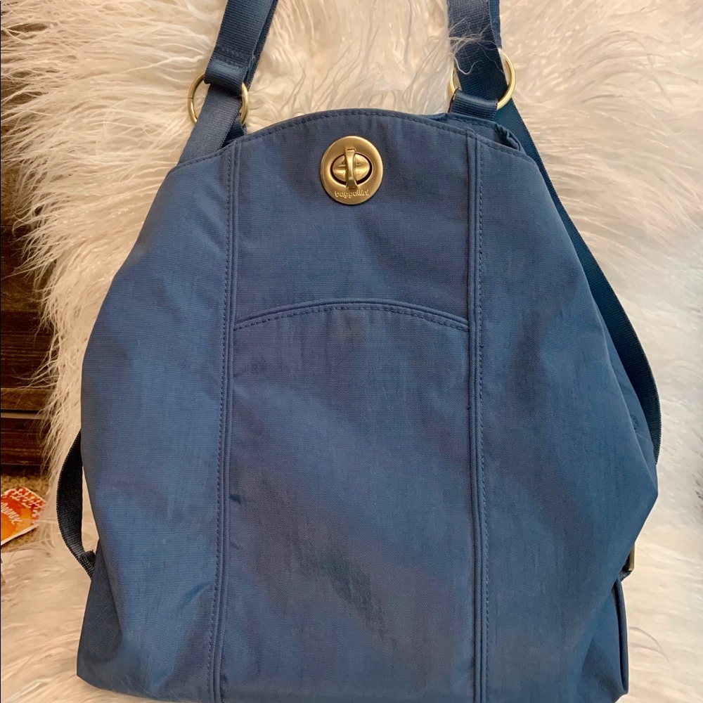 Baggallini Mendoza Bag